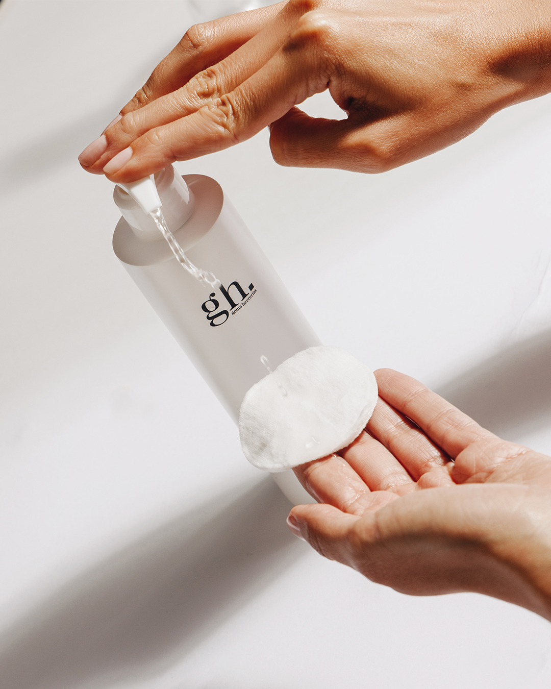 gh. Limpiador hidratante - viaje - Imagen 3